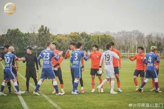 美女张腿男人桶