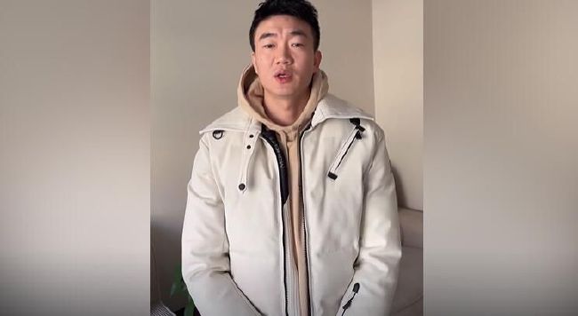 沾满全身的汗液