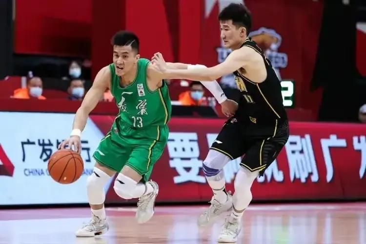 和我的继母Ryouka Yabuki发生性关系