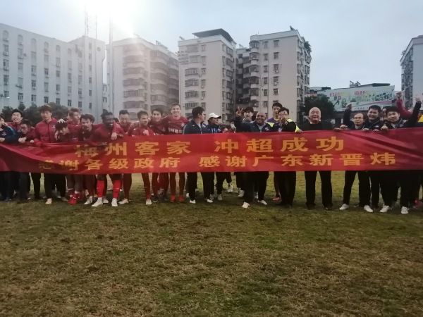 伊人婷婷色香五月综合缴激情