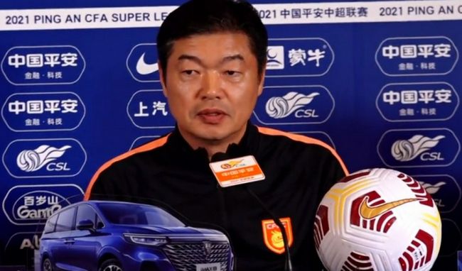 爱人身上涂上酸奶