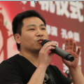 yuk阿姨满脸都是