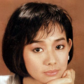 岳让我扒她内裤